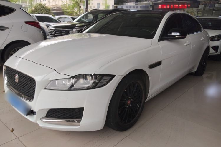 Used Jaguar XF 2016 XF 2.0T Two-Wheel-Drive Luxury Edition