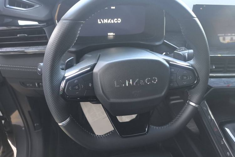 Used Lynk & Co 06 2020 1.5T JinPro model