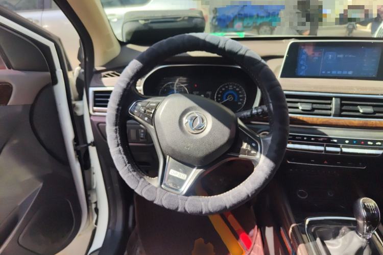 Used Dongfeng Fengon 580 2018 1.5T Manual ZhiShang Model