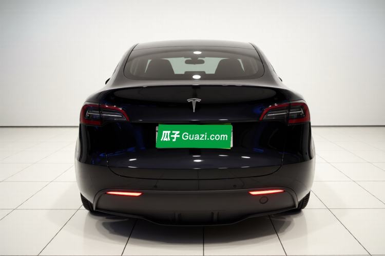 Used Tesla Model Y 2022 Rear-Wheel-Drive Version
