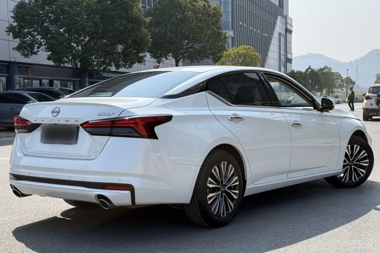 Used Nissan Teana 2024 2.0L XE Genuine Edition