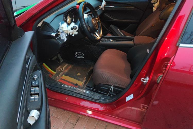 Used Mazda Atenza 2020 2.0L Blue Sky Luxury Edition