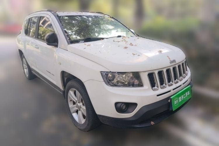 Used Jeep Compass 2014 2.0L two-wheel drive sport version