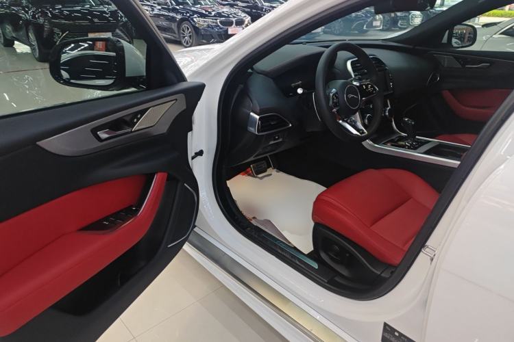 Used Jaguar XEL 2024 2.0T 250 PS R-DYNAMIC S Advanced Sport Edition
