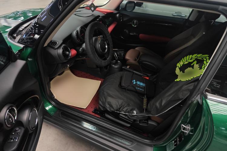 Used MINI 2019 1.5T COOPER 60th Anniversary Edition Driver Seat