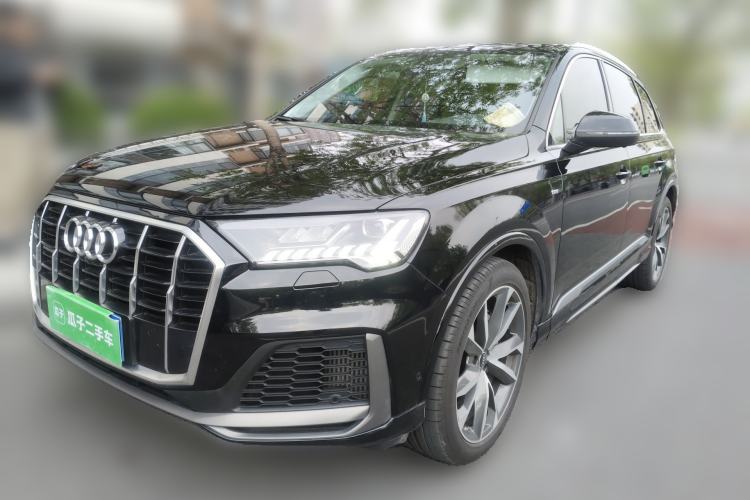 Used Audi Q7 2022 55 TFSI quattro S line Sport model
