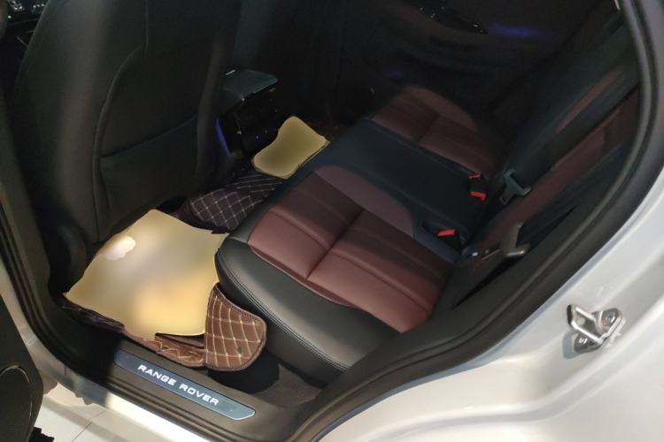 Used Land Rover Range Rover Evoque 2024 Aurora L 249 PS Prestige Light-Chasing Edition
