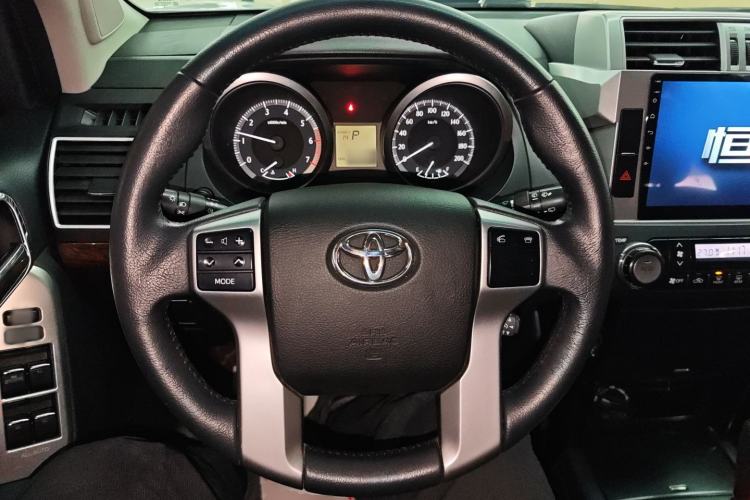 Used Toyota Prado 2016 2.7L Automatic Standard Edition Steering Wheel