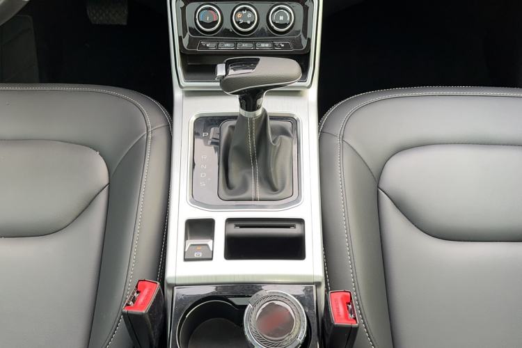 Used Bestune X40 2019 1.6L Automatic Connected Smart Cool Version China V Emission Standard