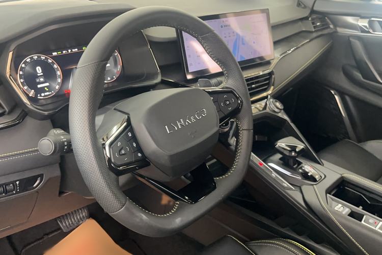 Used Lynk & Co 06 2023 Remix 1.5T Dynamic Halo