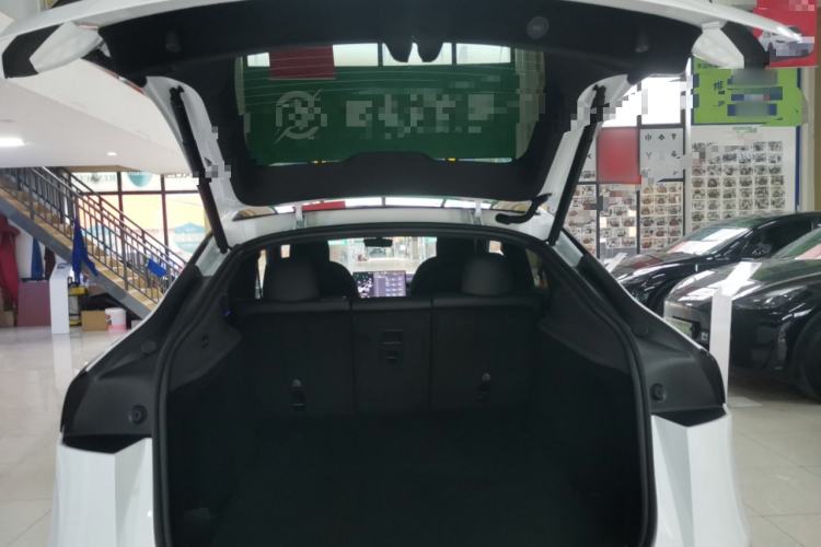 Used Tesla Model Y 2026 Rear-Drive Model