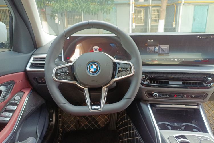 Used BMW i3 2025 eDrive 35 L