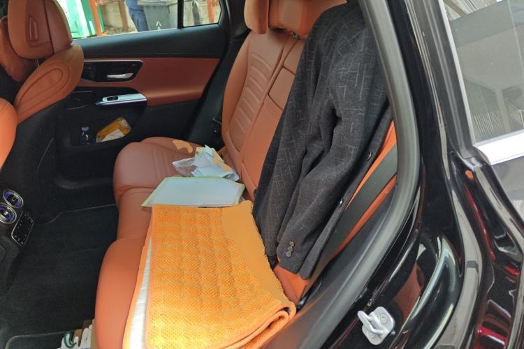 Used Mercedes-Benz GLC 2025 Refreshed GLC 300 L 4MATIC Dynamic Version 5 Seats
