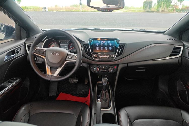 Used Chevrolet Monza 2019 RS 330T Automatic Comfort Edition China VI Standard Center Console