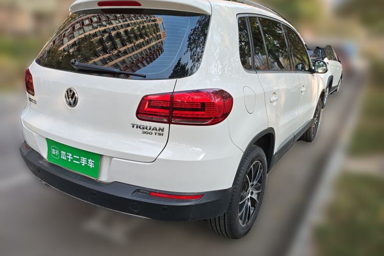 Used Volkswagen Tiguan L 2015 1.8TSI Automatic Two-Wheel Drive Luxury Model
