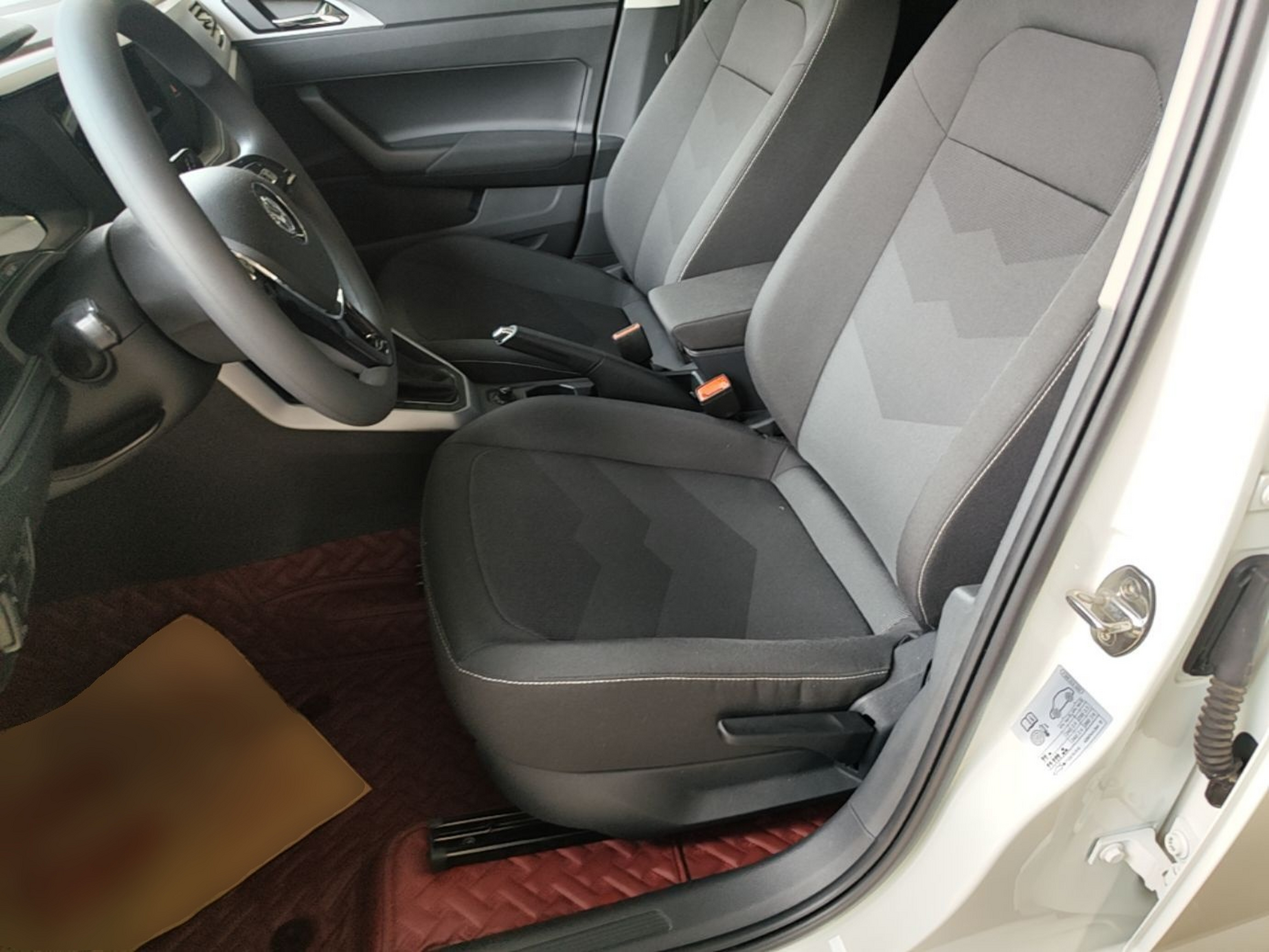 Interior delantero