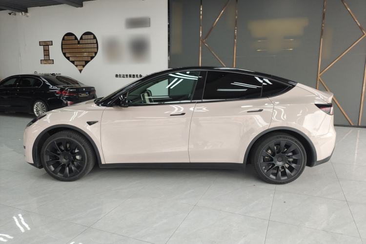 Used Tesla Model Y 2022 Rear-Wheel-Drive Version
