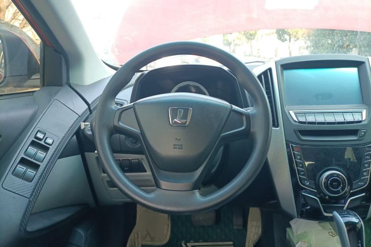 Used Luxgen U6 SUV 2014 1.8T Charm Version
