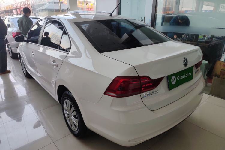 Used Volkswagen Santana 2016 1.6L Manual Fashion Edition
