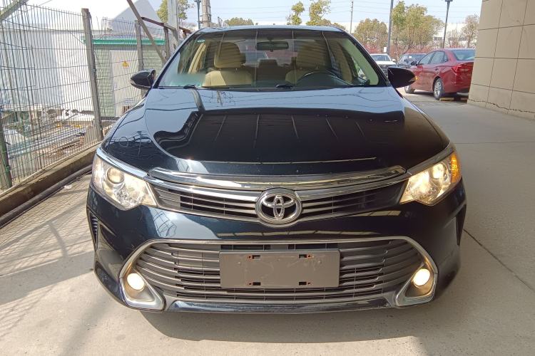 Used Toyota Camry 2015 2.0G Premier Edition
