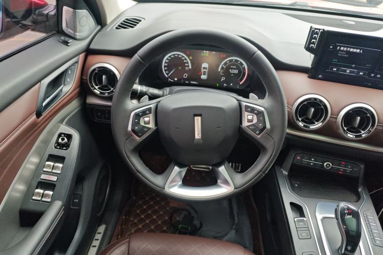 Used Wey VV6 2018 2.0T Four-Wheel Drive Flagship Version China V Standard Steering Wheel