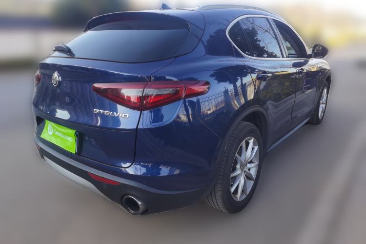 Used Alfa Romeo Stelvio 2017 2.0T 200HP Luxury Edition
