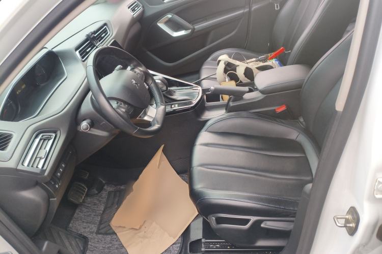 Used Peugeot 308 2019 1.6L Automatic Luxury Version China V Standard Left Front Seat