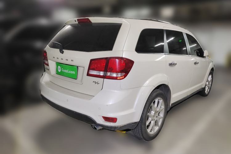 Used Dodge Journey 2013 2.4L Two-Wheel Drive Luxury Version