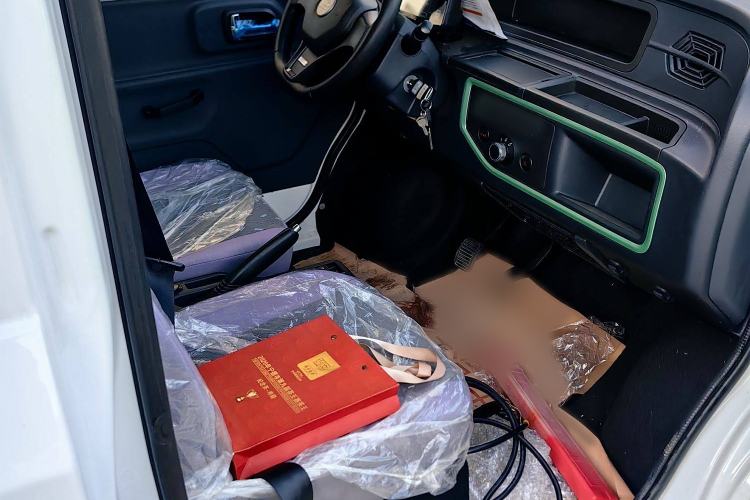 Used Chengshi X2 2022 Wealth Edition Single-Row Box-Type Transport Vehicle