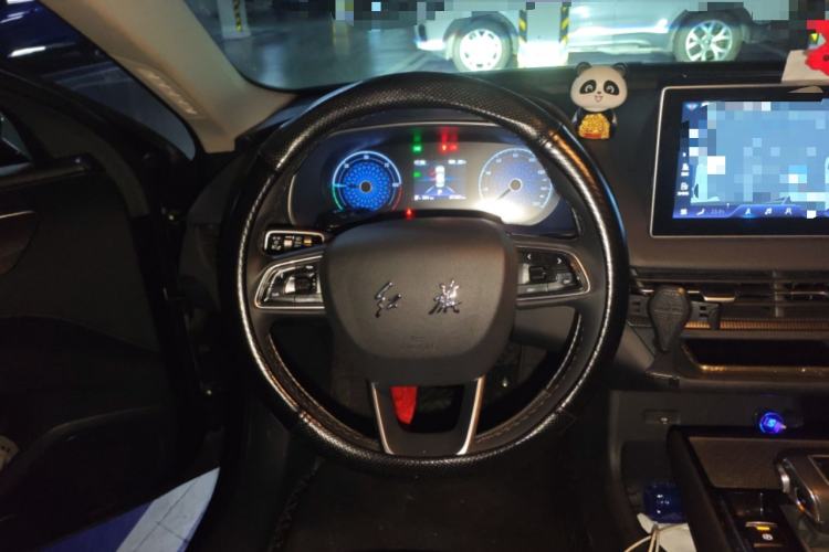 Used Hongqi E-QM5 2022 431 km Charge & Enjoy Edition