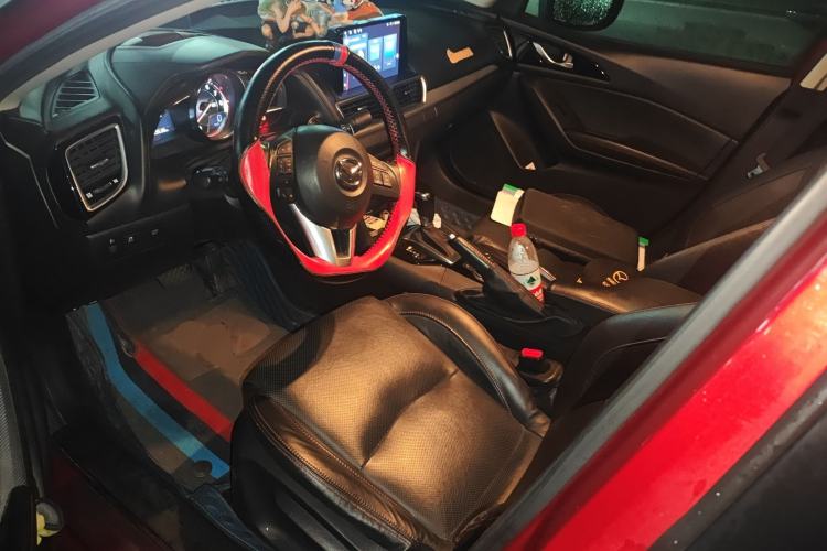 Used Mazda 3 Axela 2014 Sedan 2.0L Automatic Flagship Model
