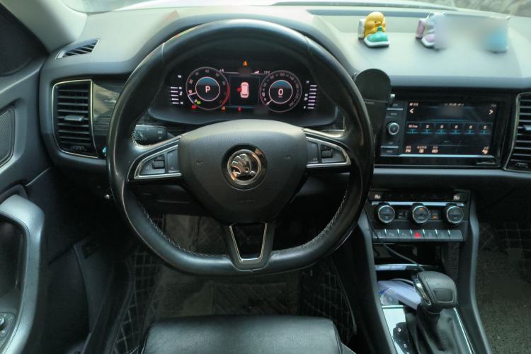 Used Skoda Kodiaq 2019 Facelifted TSI330 5-Seater Two-Wheel-Drive Luxury Enjoyment Edition China VI Standard
