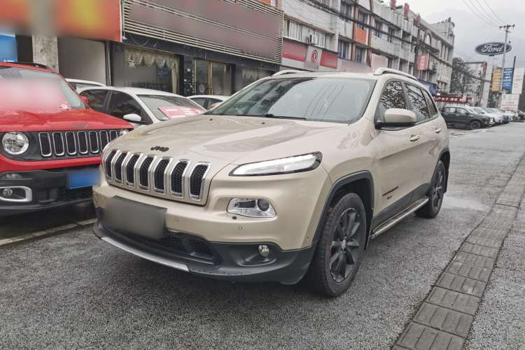 Used Jeep Cherokee 2016 2.4L Superior Edition