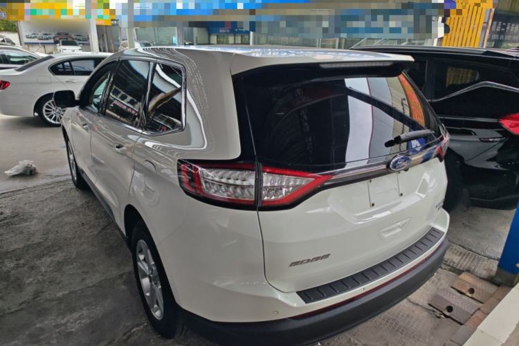 Used Ford Edge 2015 2.0T GTDi Two-Wheel-Drive Elite Edition
