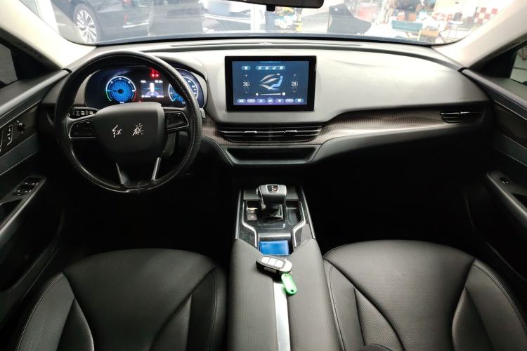 Used Hongqi E-QM5 2022 431 km Charge & Enjoy Edition
