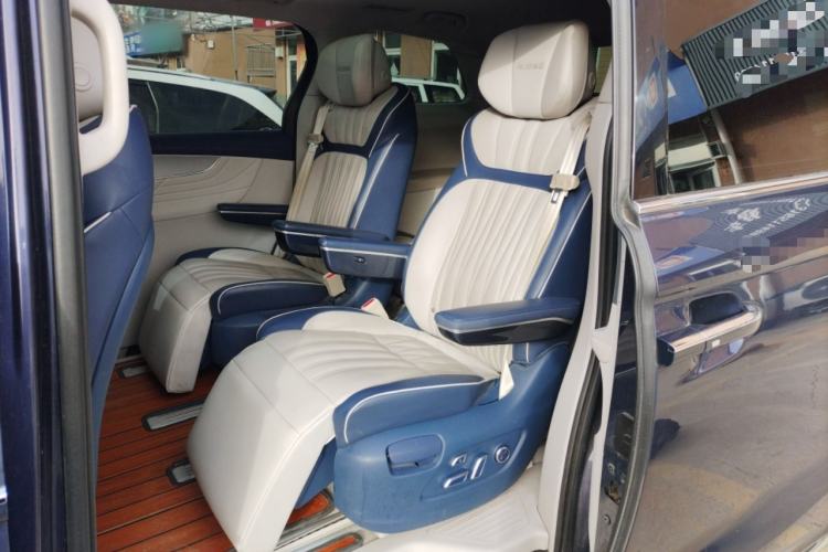 Used Roewe iMAX8 2022 400TGI Celebration Edition
