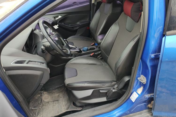 Used Ford Focus 2012 Hatchback 1.6L Automatic Fashion Edition