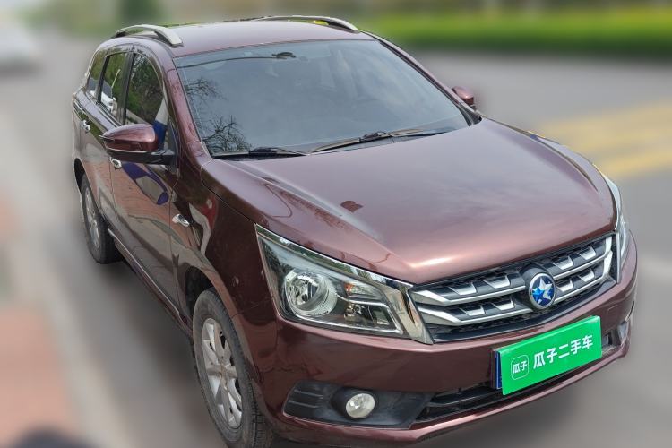 Used Venucia T70 2016 1.6L Manual Ruixing Edition Front Right 45 Deg