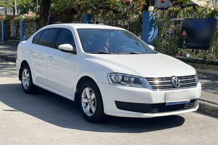 Used Volkswagen Lavida 2015 1.6L Automatic Fashion Edition