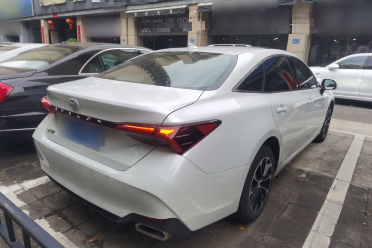 Used Toyota Avalon 2023 2.0L Premium Edition