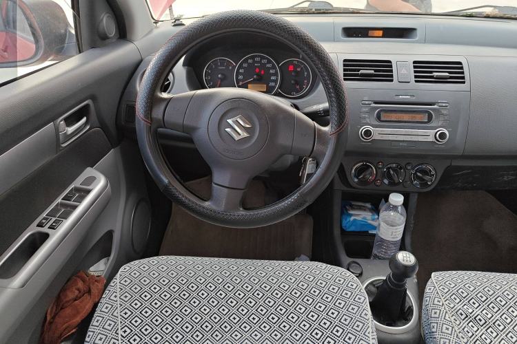 Used Suzuki Swift 2013 1.3L Manual Value Edition