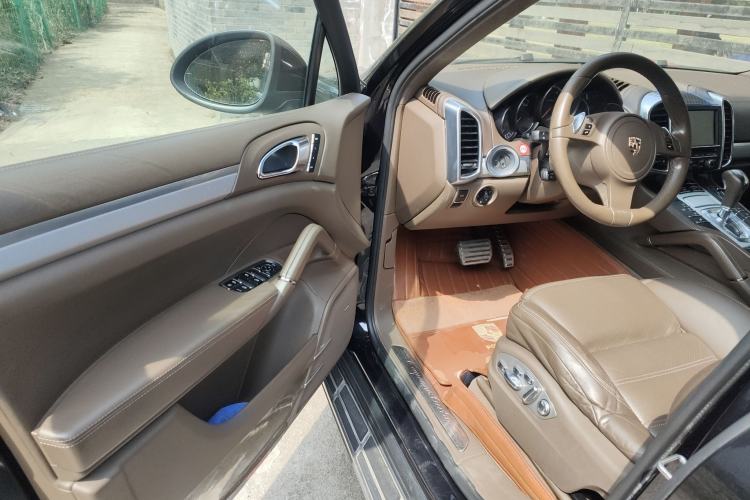 Used Porsche Cayenne 2011 Cayenne Turbo 4.8T