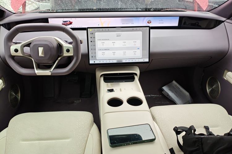 Used Avatr 06 2025 Pro Range-Extended Edition Center Console