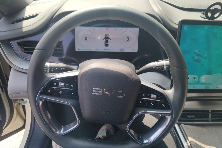 Used BYD Seal 2024 HONOR Edition DM-i 1.5L 121km Elite Model Steering Wheel