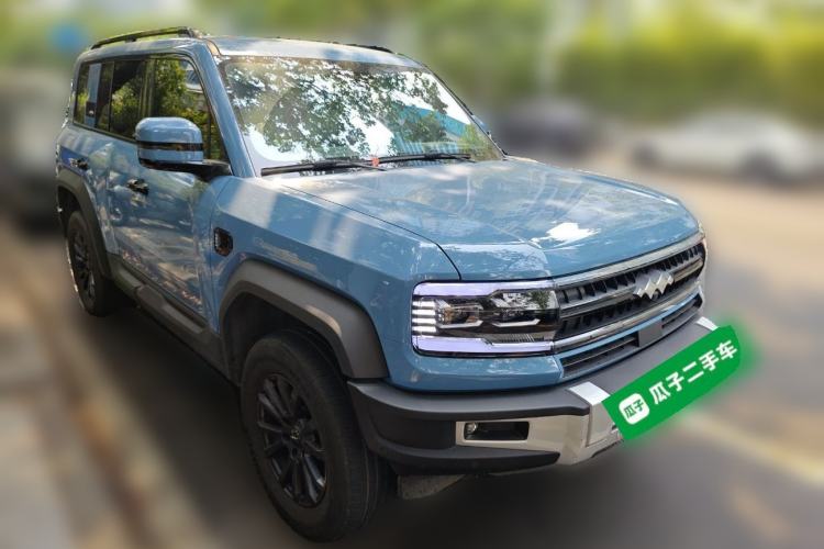 Used Formula Leopard 5 2023 Navigator Edition Front Right 45 Deg