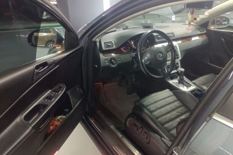 Used Volkswagen Passat 2011 2.0T Touring Edition Luxury Version Driver Seat