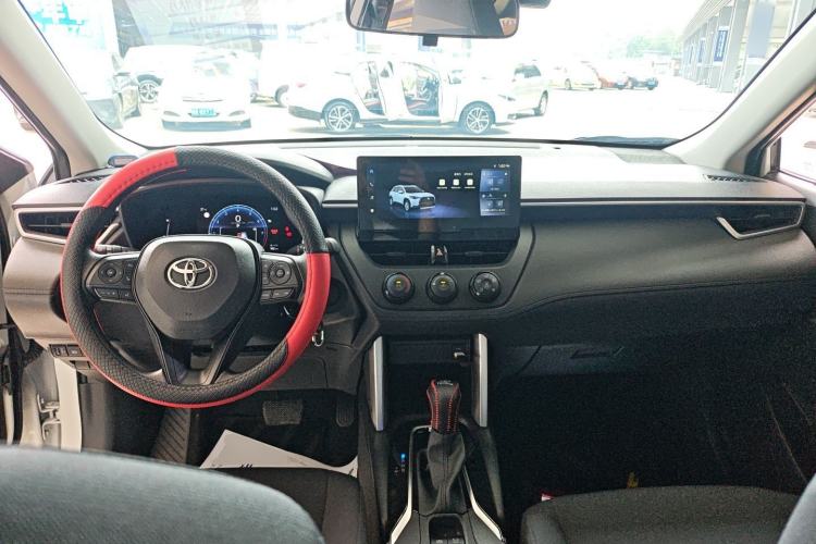 Used Toyota Corolla Cross 2024 2.0L Pioneer Edition Center Console