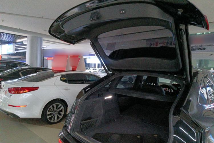 Used Audi Q5L Sportback 2022 40 TFSI Fashion Model Trunk