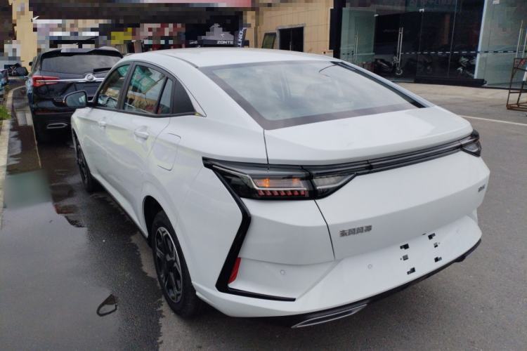 Used Dongfeng Aeolus Yixuan 2025 1.5L Automatic Luxury Version Rear Left 45 Deg