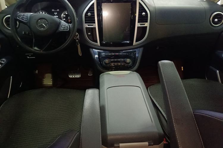 Used Mercedes-Benz Vito 2016 2.0T Elite Edition
